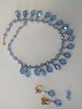 EVC BLUE AB CHUNKY CRYSTAL NECKLACE & EARRINGS READ